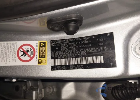 2017 Toyota Highlander Se z USA, uszkodzony, nr VIN 5TDJZRFH0HS456715